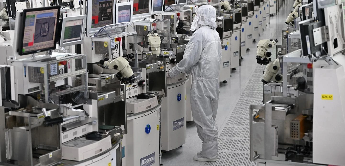Sintered Metal Disc Semiconductor | NAVI Titanium Sintered Metal Disc Semiconductor | NAVI Titanium
